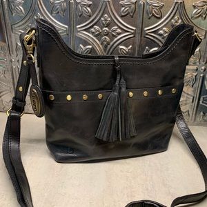 Born shoulder bag